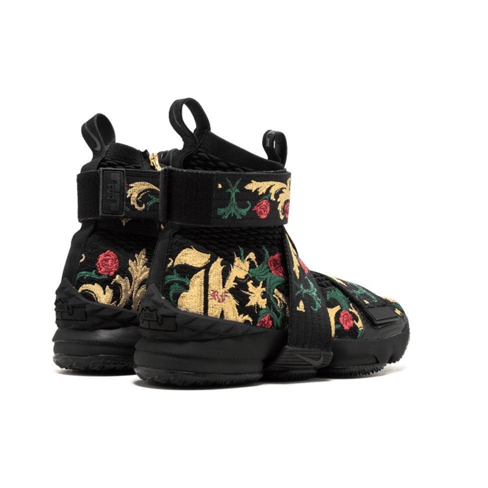 Nike LeBron 15 Lifestyle Kith Королевская Корона AO1068-001