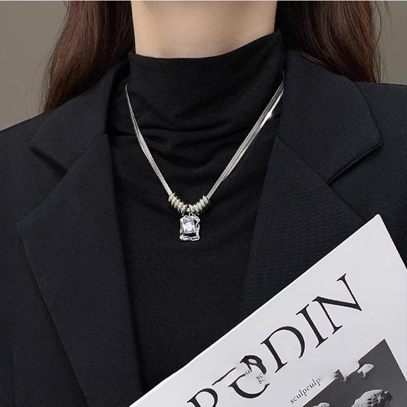 Love Heart Rivet Punk Choker Necklace - Y2K Subculture Clavicle Chain