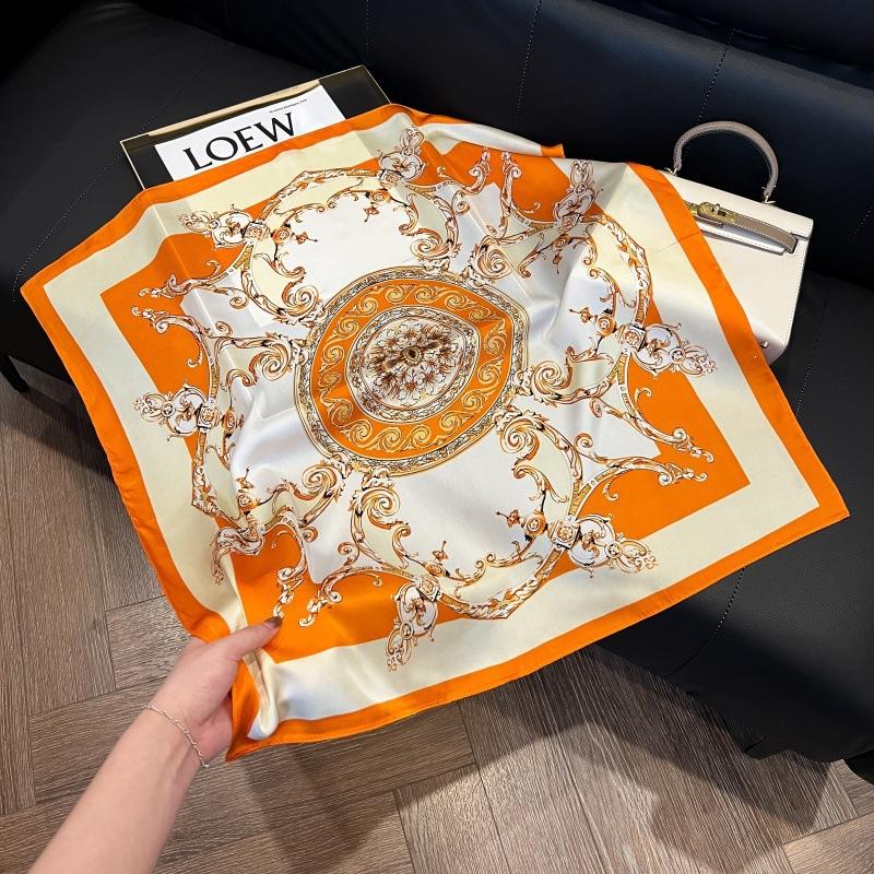 Spring and summer square scarf Korean version of women's scarf decorative binding wrist exquisite foreign style neck protection windproof headscarf