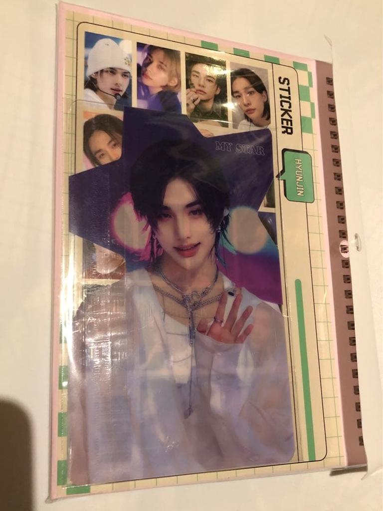 [Б/У] Stray Kids Хёнджин Календарь 2026