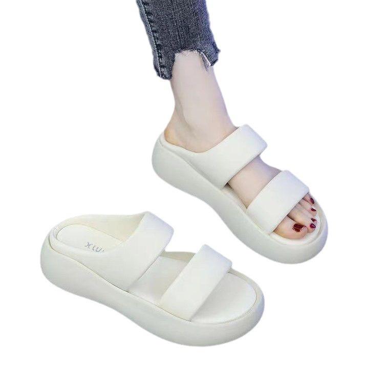 Тапочки на выход 2024 года, летняя мода, универсальная, толстая подошва, одно слово, нескользящая, мягкая подошва, легкая, для отдыха, пляжа