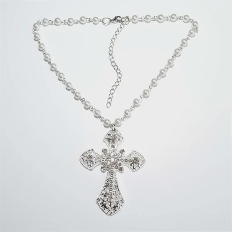 Ожерелье «Готический крест» — уникальный дизайн ювелирных изделий