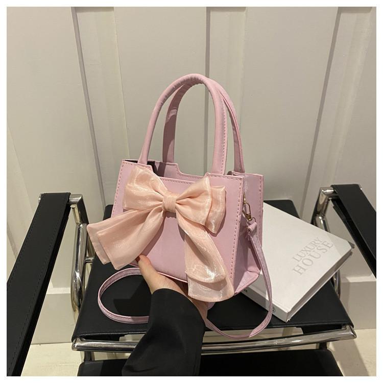 Stylish Fresh Fairy Style Bow Handbag Trendy Mini Square Bag With City Minimalist Design