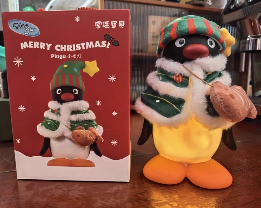 Authentic Penguin Christmas Night Light Clapping Sensor Lamp Birthday Gift Fashionable Ornament New Year Present