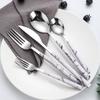 Нержавеющая сталь Высококлассная столовая посуда Мраморная ручка Серебряная десертная столовая ложка Западный нож для стейка Вилка Кухонные столовые приборы Посуда