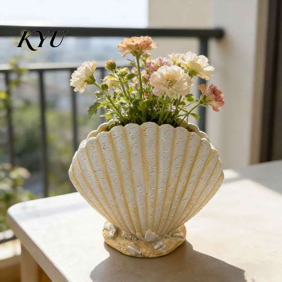 Indoor Balcony Flower Pot Seashell Conch Succulents Planter, Resin Ocean-Themed with Drainage Hole, Modern Desktop Ornament Beach Shell Planter