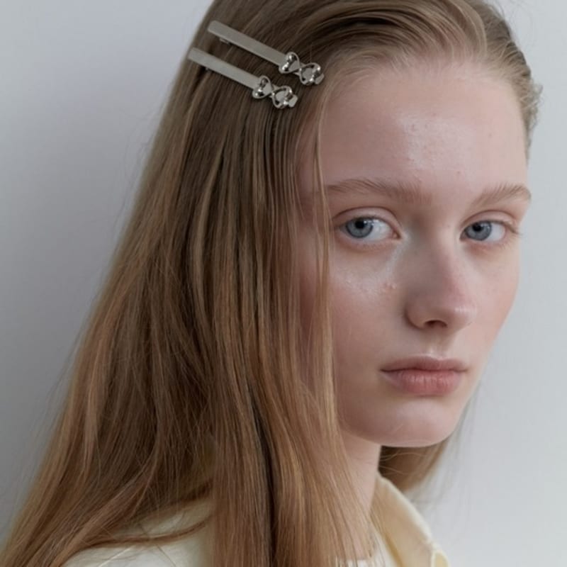 LOVE ME MONSTER [2 SET] Fly Mont Slim Hair Pin (L251MHA050)