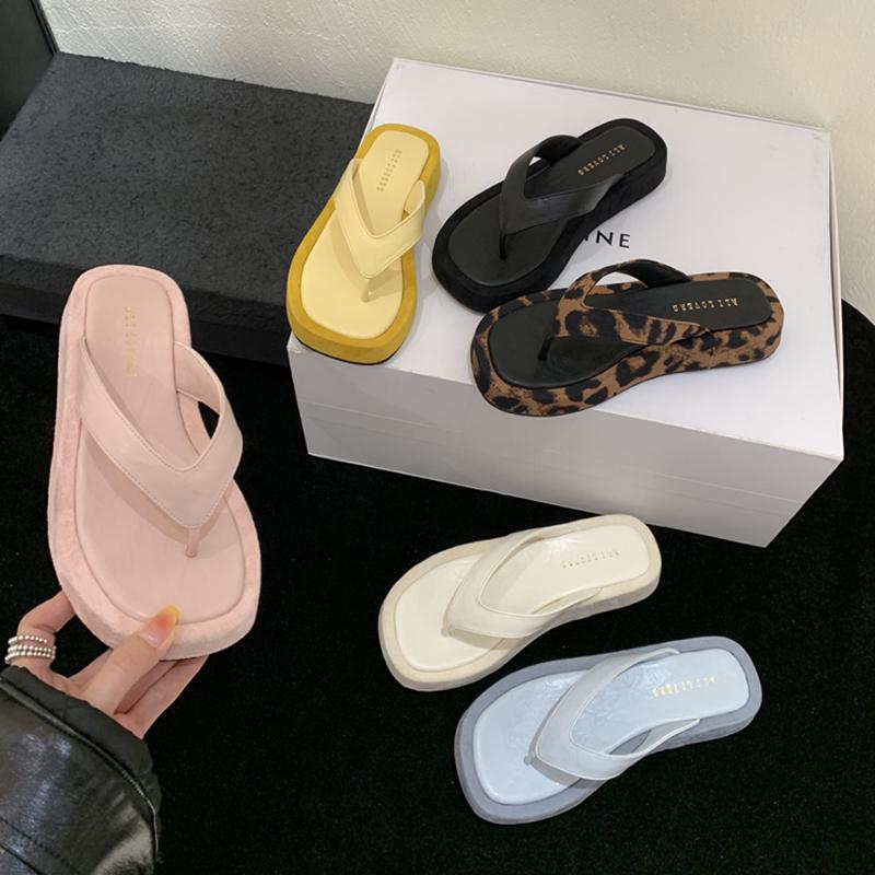 Модные летние женские повседневные шлепанцы с клипсой для пальца, удобные плоские платформы, пляжные шлепанцы для отпуска, шлепанцы, обувь Zapatos De Mujer
