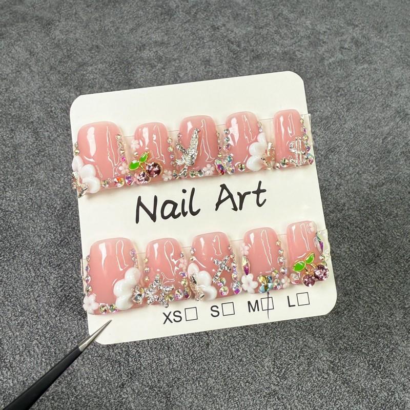 Short Duckbill Press-On Nails With 3D Floral Star Embossing Icy Transparent Glitter Full Rhinestone Sweet Punk Nail Tips