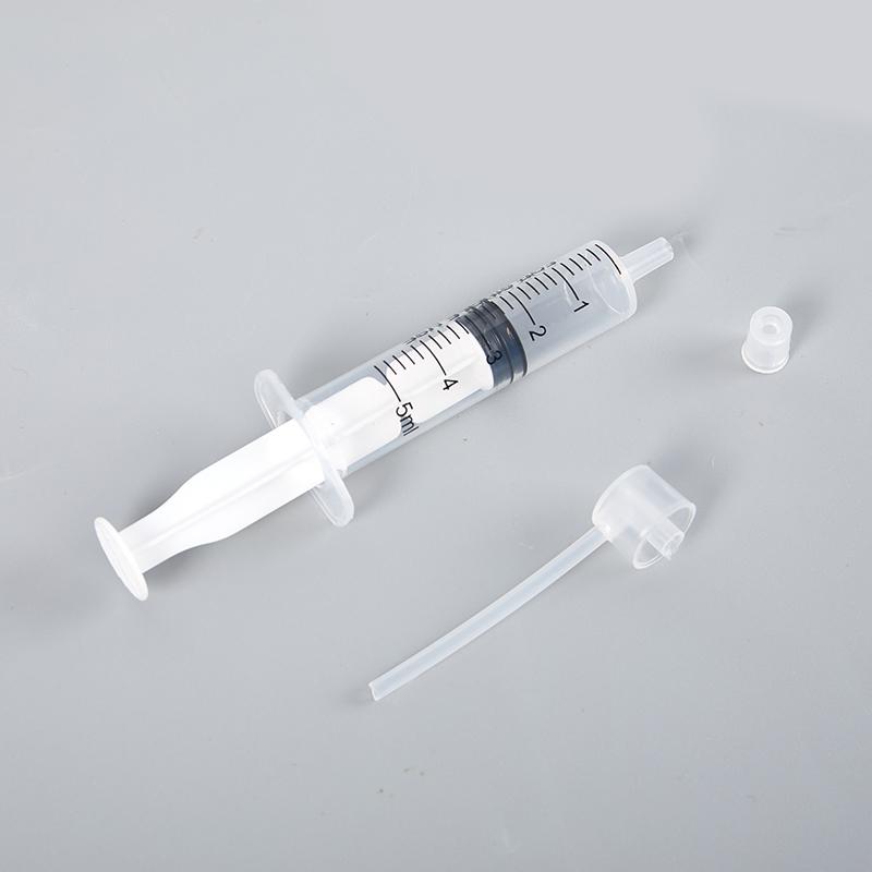 2 шт. пластиковый диффузор для духов, шприц для дозирования, необходимые косметические инструменты