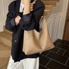 Woven Underarm Bag Women's 2025 New Trendy Retro Versatile Shoulder Bag Large Capacity Fashionable Commuter Tote Bag