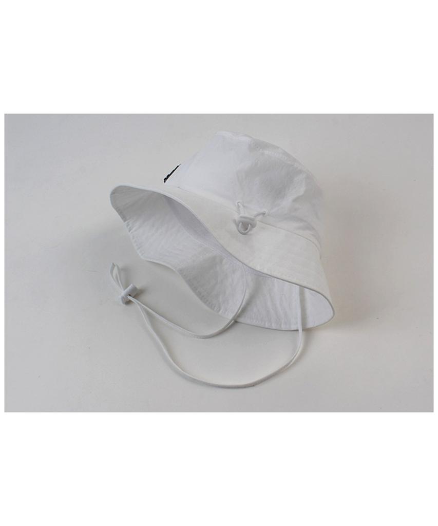 Yunibeosyeolkemiseuteuli Шляпа-бакет String White из полиэстера Шляпа-бакет из полиэстера