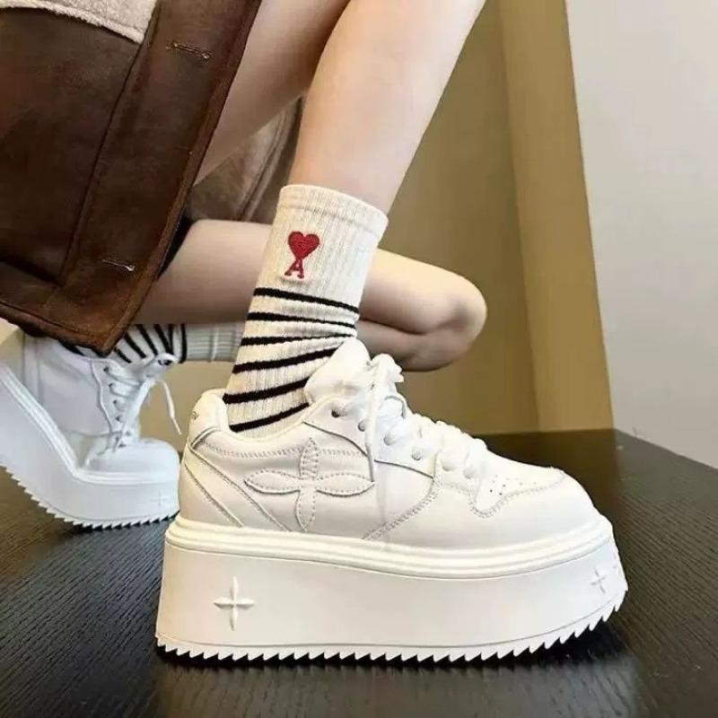Новые кожаные белые туфли женские короткие Le Cross с цветочным принтом на толстой подошве универсальные повседневные кеды с круглым носком