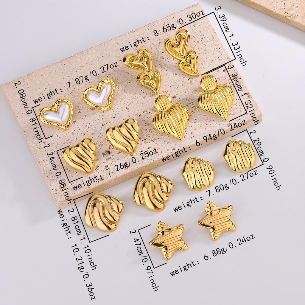 Earrings French light luxury love earrings 1111 simple temperament heart stud earrings titanium steel earrings