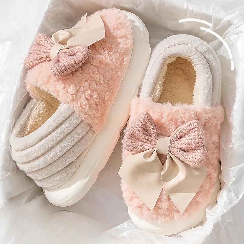 Женские хлопковые тапочки 2024 года, зимние новые домашние теплые плюшевые пушистые удобные нескользящие уличные хлопковые туфли с бабочкой