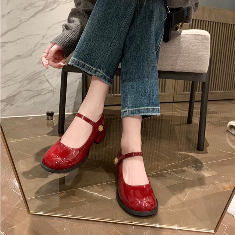 Туфли Mary Jane женские из искусственной кожи на высоком каблуке, студенческая мода, новые толстые каблуки 2024 года, повседневная классическая женская обувь на одной пуговице