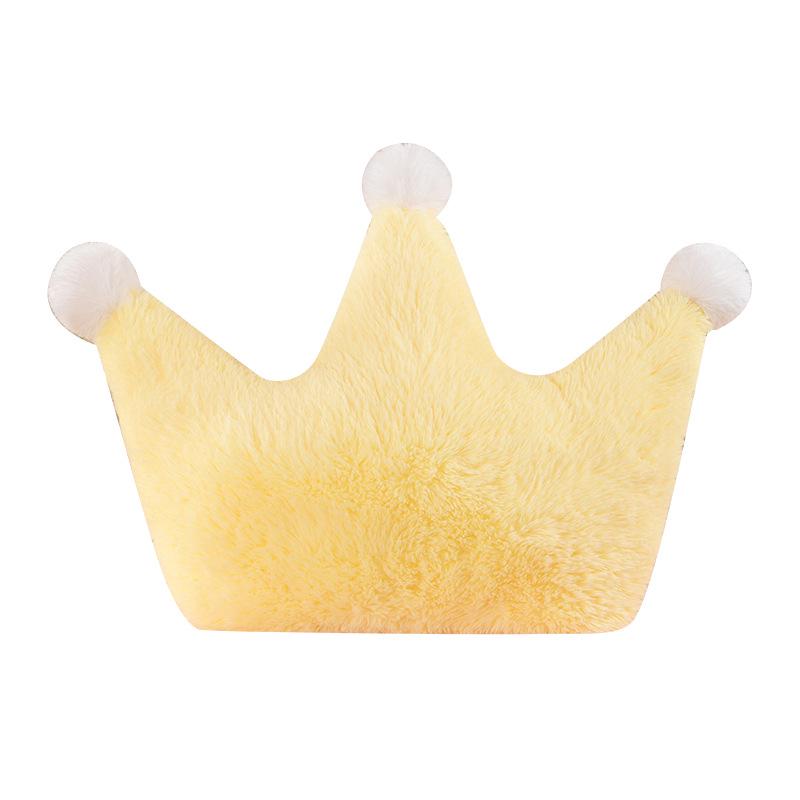 Crown Plush Cushion: Cute Girly Gift for Sofa, Bedside, and Bay Window