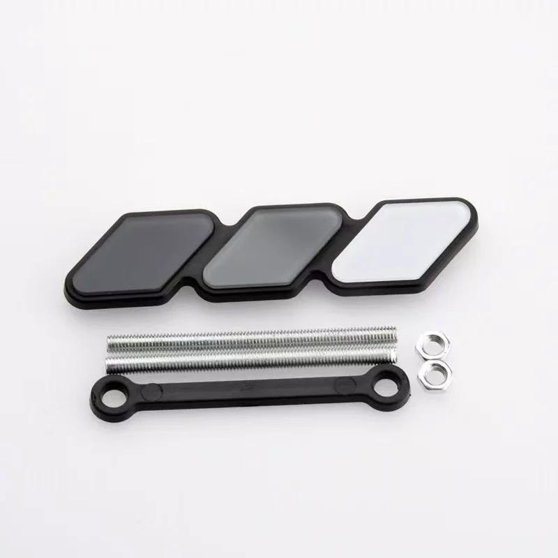 Suitable for Tacoma 4runner net logo, grille three-color small label modified car logo