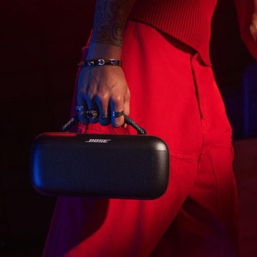 Bose SoundLink Max Portable Speaker, Large Bluetooth Portable Speaker, Wireless, Waterproof, Up To 20 Hours of Continuous Playback, USB-C, 3.5mm AUX I