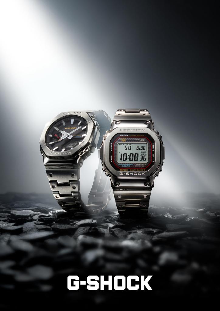 [CASIO] G-Shock Полностью металлические радиочасы на солнечной батарее с Bluetooth GMW-B5000D-1CJF Мужские Серебристые