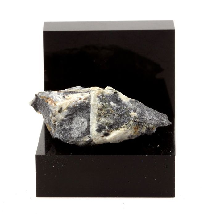 Arfvedsonite 25.9 carats