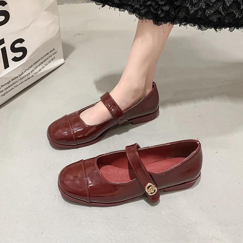 Мода 2024 года, новая осенняя элегантная женская роскошная дизайнерская мода, элегантное платье для ходьбы, обувь на низком каблуке с мелкой пряжкой для женщин