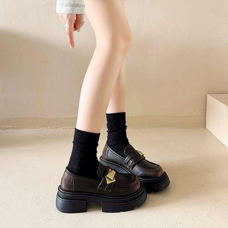 Черные туфли на платформе в британском стиле, маленькие кожаные женские, новая коллекция весна-осень 2025, ретро Мэри Джейн, лоферы на одной педали, одинарные туфли