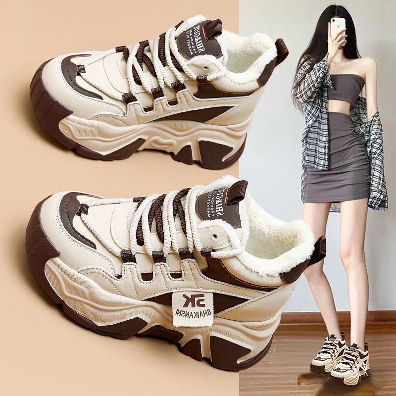 Женские туфли Dad Shoes из натуральной кожи на толстой подошве, увеличивающие рост и отделанные бархатом, повседневные спортивные кроссовки осень/зима 2024 года.