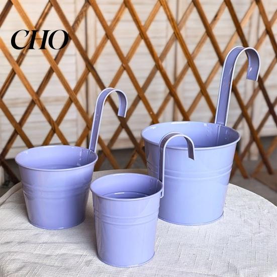 Durable Flower Containers Hanging Metal Planter Flowerpot with Detachable Hook Drain Hole Railing Plant Pot for Balcony Garden Fence Farmhouse