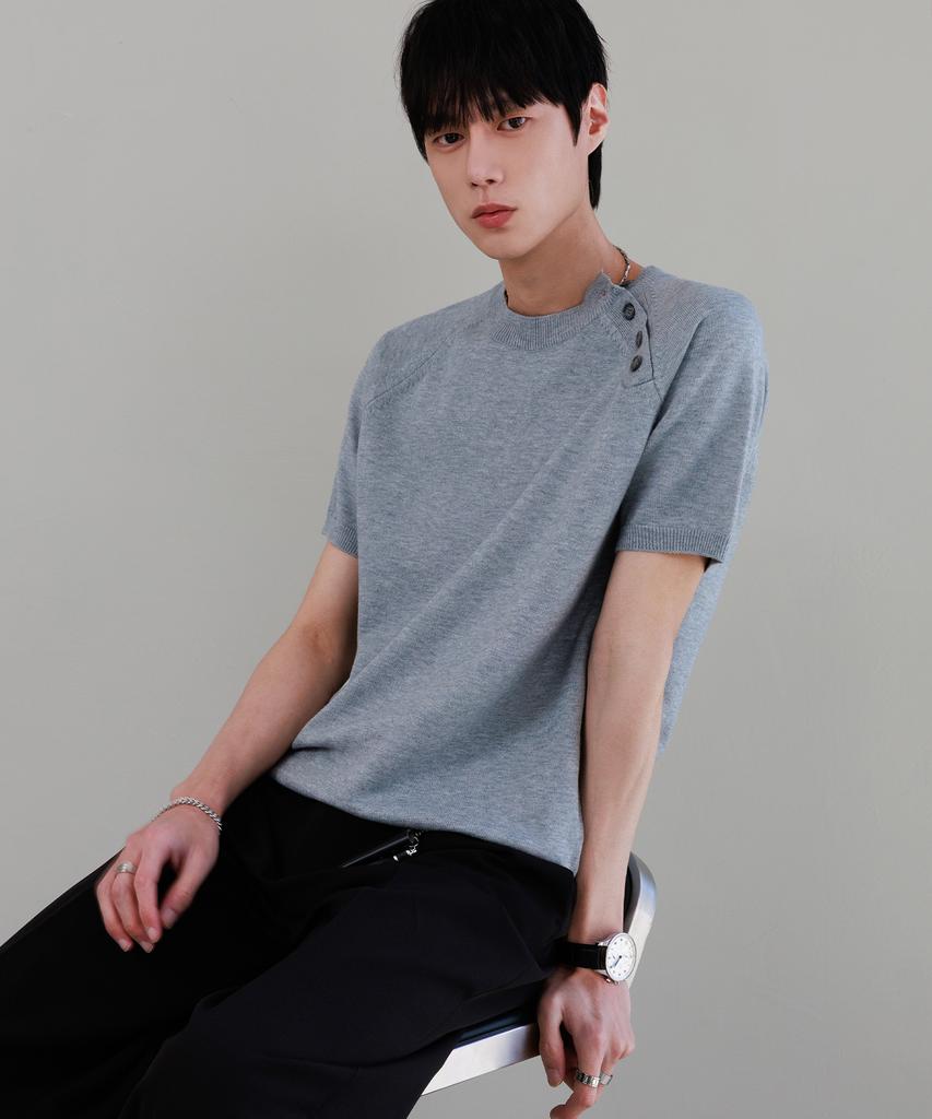NODU Shoulder Button Raglan Crop Half Knit [Gray]