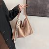 Модная плиссированная сумка большой вместимости женская 2025 новая универсальная сумка через плечо высококачественная текстура простая деловая сумка-тоут