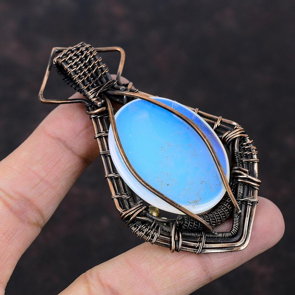 Подвеска из молочного опала, обернутая медной проволокой, подвеска ручной работы, ювелирное изделие из молочного опала, подвеска из драгоценных камней, обернутая медной проволокой, подарок на помолвку