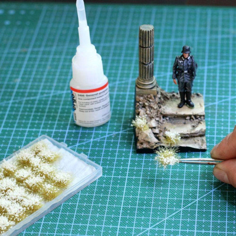 Multicolor Artificial Grass Tuft Simulation Model Snow Scenery Plant Cluster