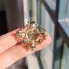 Baroque Court Pearl Green Hollow Gemstone Brooch, Retro Corsage Men's and Women's Clothing Pins