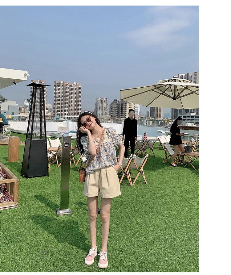 Женский шикарный топ с цветочным принтом и французским квадратным вырезом 2023 года с рукавами-фонариками