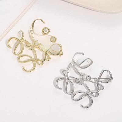 Корейская брошь из сплава с геометрической квадратной формой и полым минималистичным дизайном