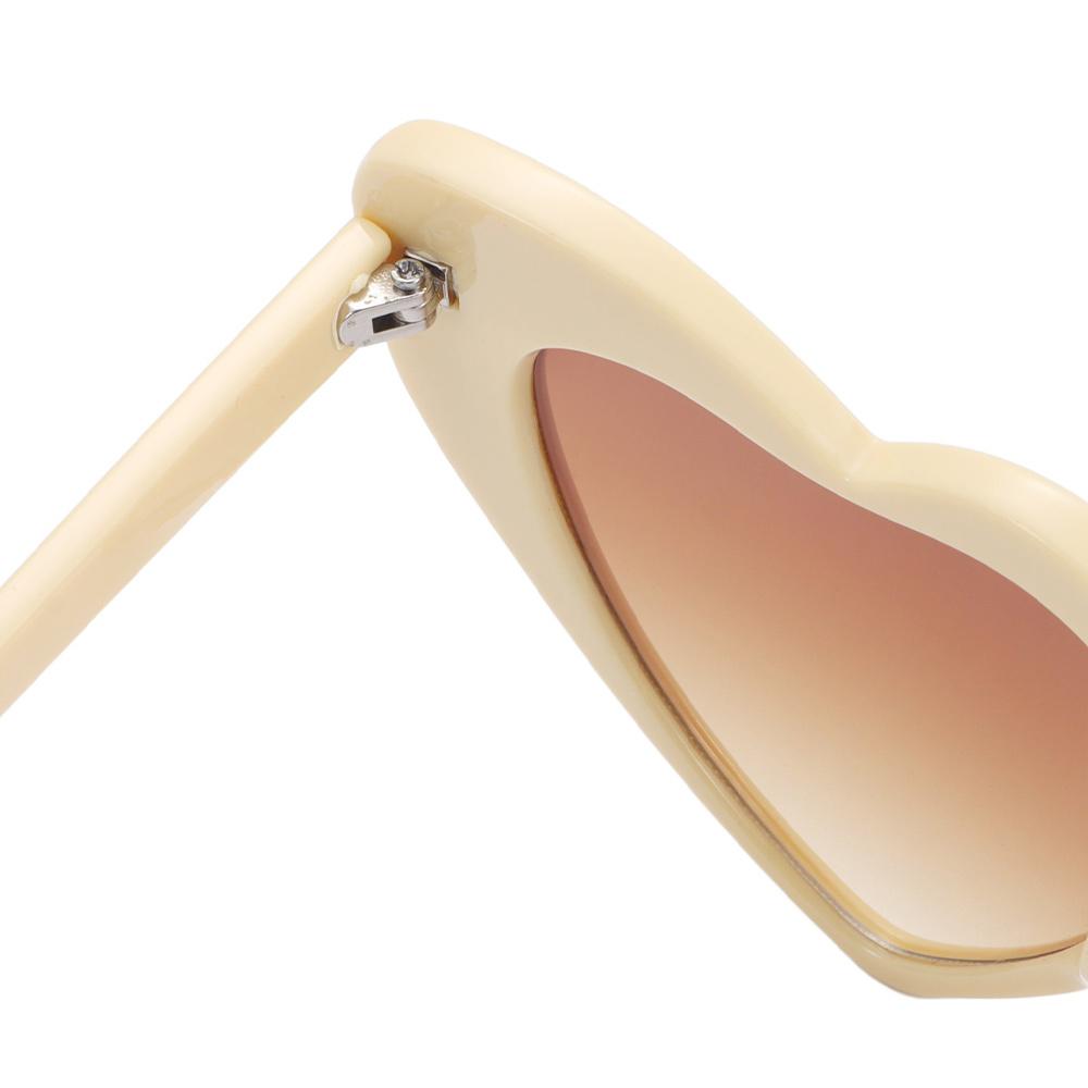 Fashion Clout Goggle Women Eyewear Heart-Shaped Sunglasses Vintage Sunglasses UV400 Protection