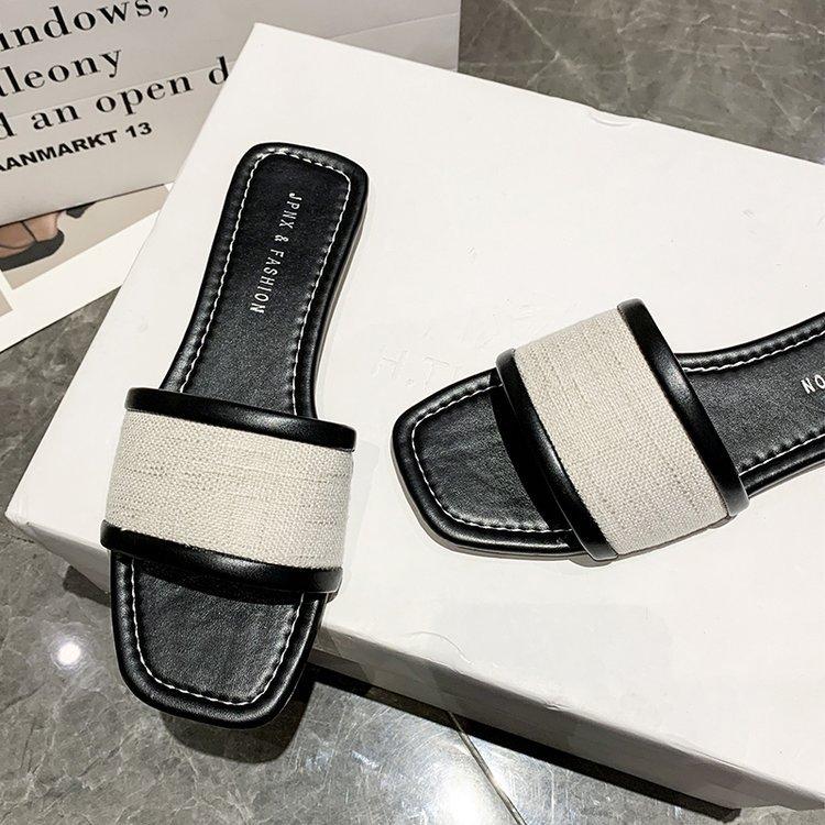 Квадратная головка с плоским дном, простые, односложные, классные тапочки, женская одежда 2024 года, летняя, новая, подходящая по цвету, мягкая подошва, пляжная обувь