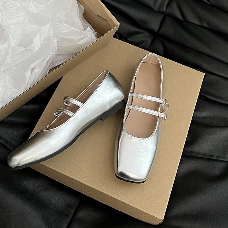 Square Head Versatile French Retro Popular Mary Jane Shoes Women's 2025 New Spring Xiaoxiang with Skirt Light Mouth Single Shoes