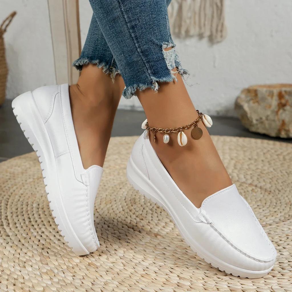 Autumn Nurse Shoes Women Comfortable Soft Sole Breathable Non-slip Flat Heel Thick Sole Work Small White Single Shoes Sneakers