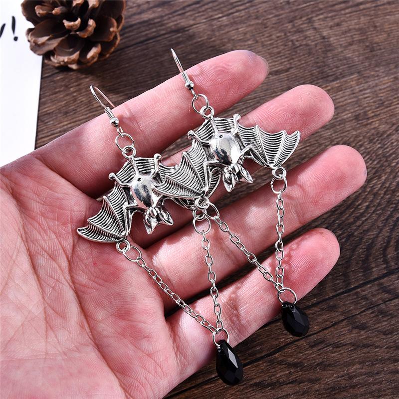 Gothic Halloween Bat Earrings Vintage Silver Color Hanging Bats Earrings Party Punk Witchcraft Accessories
