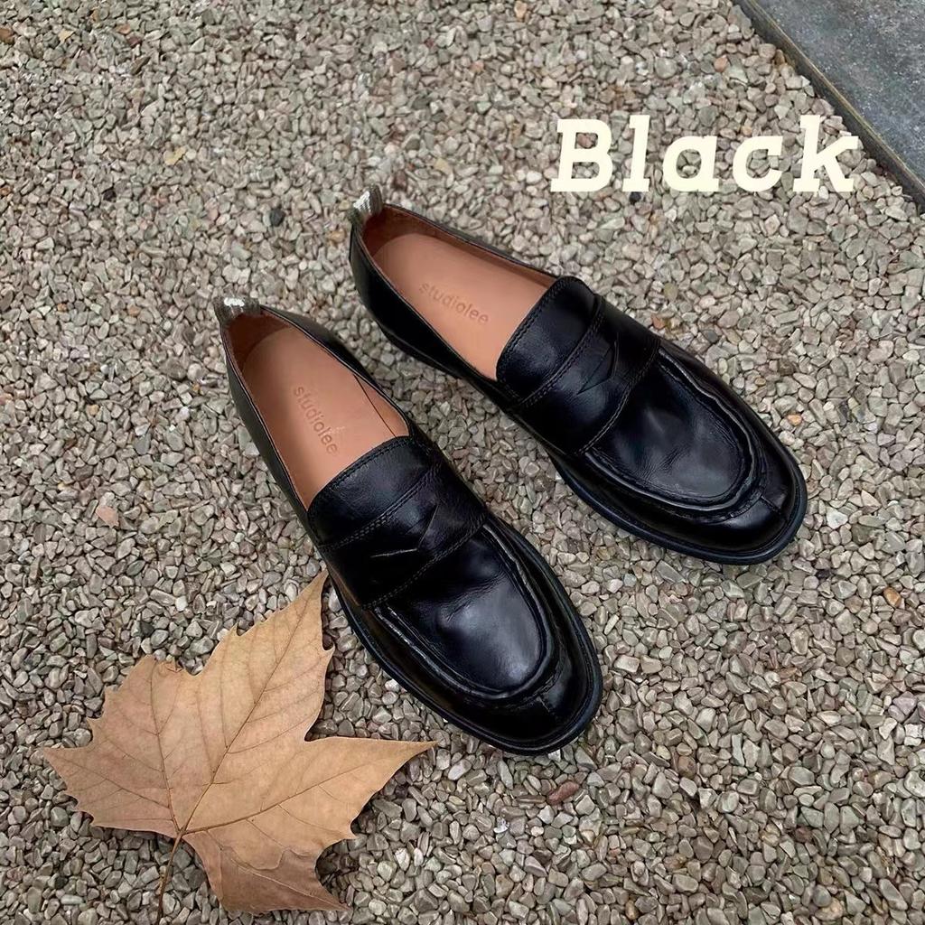 Leather Small Leather Shoes Women's 2025 New Niche British Style Retro One-pedal Versatile Loafers Women's Single Shoes