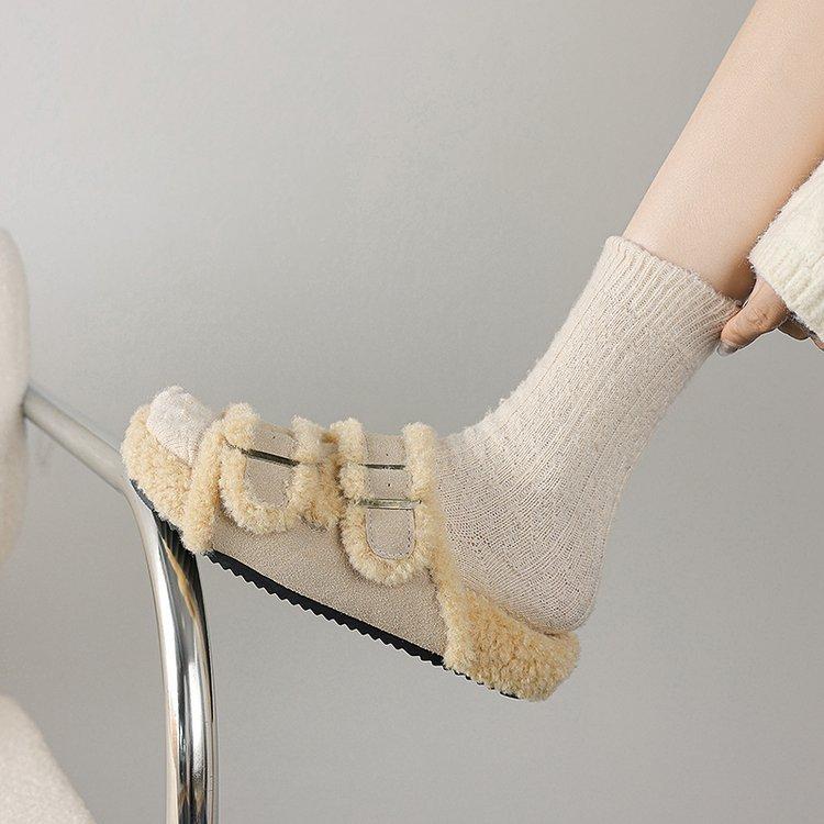 Шлепанцы с толстой подошвой и пряжкой, новинка осени и зимы, женские плюшевые шлепанцы на толстой подошве, бархатные теплые хлопковые туфли