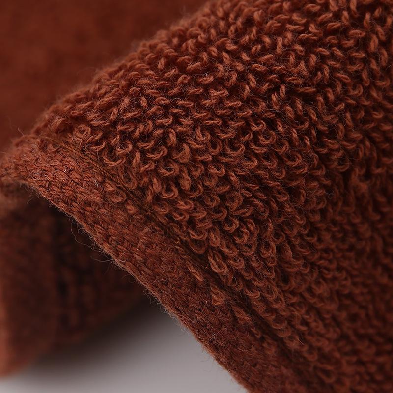 Ultra-Soft 100% Cotton Luxury Bath Towel, 27.6x55.1in Vintage Geometric Pattern, Brown, Beige & Blue, Perfect for Home, Travel, Christmas Decor