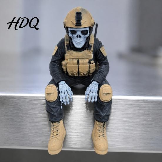 ПЛА Смола Модель Солдата Скелет Герой Сидящий на Полке Украшение 3D Печатная Фигурка Готский Настольный Орнамент Тактический Воин Сидящая Статуэтка для Книжной Полки