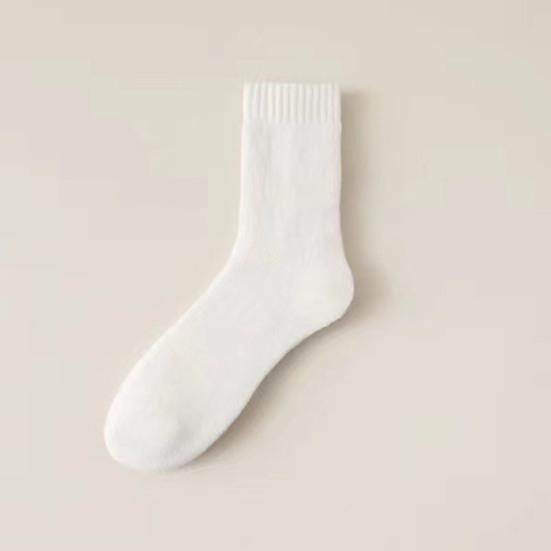 Yousheng 1 Pair Men Winter Socks Mid-tube Thick Thermal Insulation Home Bedroom Wear Floor Socks Solid Color Anti-slip Knitted Daily Wear Sport Socks