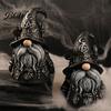 Mysterious Faceless Gnome Ornament Halloween Gothic Resin Figurine, Dark Wizard Doll for Artistic Dwarf Desk Shelf, Spooky Home Decor Ornament, Trick