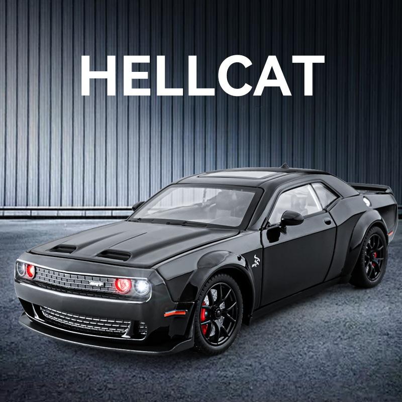 New Simualtion 1:24 Dodge Challenger Hellcat Redeye Alloy Car Model Sound and Light Children Toy Birthday Gift Miniature Voiture