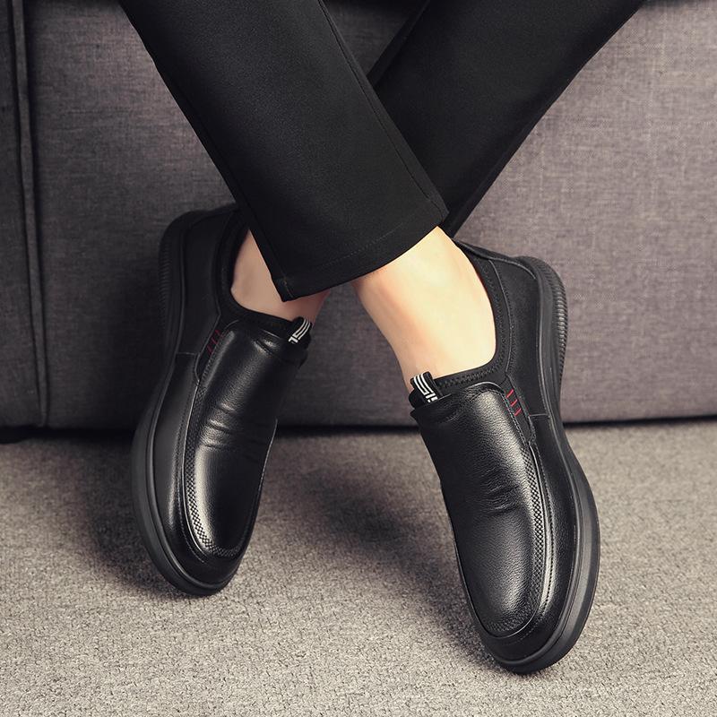 Sleeve casual leather shoes men's autumn 2025 new casual shoes soft leather trend breathable soft sole