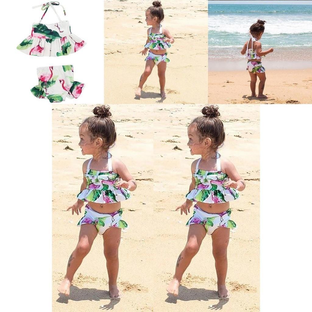 Charming 2pcs Girls Ruffle Floral Bikinis Set Featuring Adorable Flamingo Design